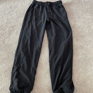 Athleta girls black joggers